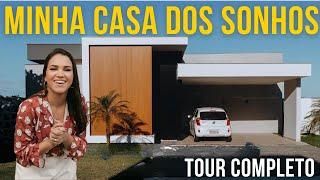 Tour pela minha casa dos sonhos! Casa de 200m2 em terreno com declive e condomínio fechado. Parte 1