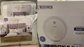 DEEBOT THE VACUUM ROBOT | FIELDCREST LUXURY DUVET & PILLOW UNBOXING