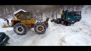 LKT 81 Turbo vyhrnutie otoče pre Tatra Phoenix a vytiahnutie Tatry zo snehového záveja :)