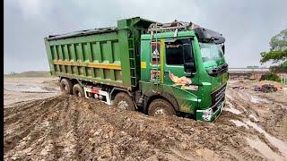 Xe tải Sa Lầy kinh hoàng , ô tô howo , xe tải hoàng huy chở cát đá | The truck carrying 50 blocks