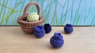 how to crochet a BLUEBERRY, detailed tutorial