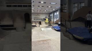 Фит с Федей ! #automobile #skatepark #самокат #ssa #flip #skate #саморазвитие #tricks #scootering