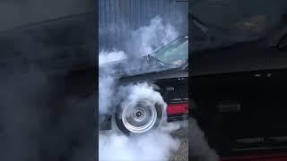 Honda Civic doing a wild pull! Crazy burnout! #civic   #burnout