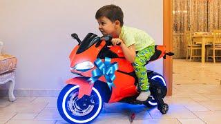 Funny Tema ride on Sportbike Pocket bike Cross bike Unboxing Surprise toys for kids