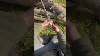 Catalyst hitch , lanyard adjuster #knots #climbing #climb #arb #tree #skills ￼