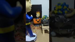 Super Mutant Treat #fallout #trickortreat #happyhalloween #fallout4 #supermutant #stopmotion