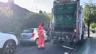 Dennis Elite 6 Refuse Truck on Recycling, MDZ
