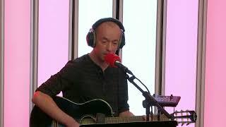 C'est une maison d'vieux - La chanson de Frédéric Fromet