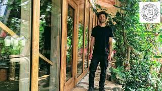 Max lebt im ersten Earthship Deutschlands