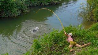 Amazing Fishing. Giant Black Carp Fishing Girl with Hook