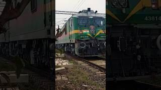 WDG-3A + WAG7 +WAG9HC +WAG12B +WAP4 / POWERFUL LOCOMOTIVES #train #shorts #travel