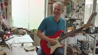 Adjusting an electric guitar, elektrische gitaar afstellen, www.alphenaar.com
