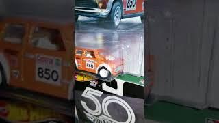 Hot Wheels Premium No.3 Drag Bus Boluevard/Morris Mini/55 Chevy Bel Air Gasser