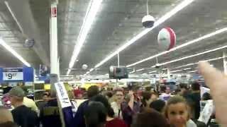 BLACK FRIDAY MADNESS!!! - (FEAT. KAT, T3574M3N7, MOMMA AK, AND SISTER AK!!!)