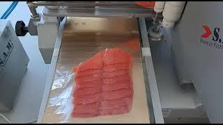Wildlachs Schneiden mit Zwischenfolien / wildsalmon slicing with interleaving
