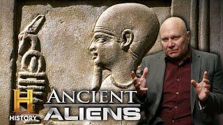 Außerirdische Lehrer: Wie lernten Menschen den Metallschmied? | Ancient Aliens | The HISTORY Channel