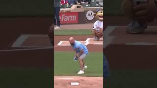 Joey Swoll throws out the first pitch and does a backflip  #backflip #pitch #MLB #cubs