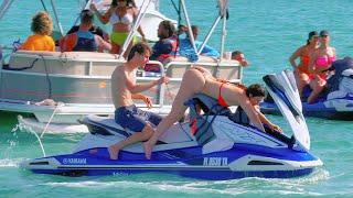 WILD SANDBAR PARTY ON THE HAULOVER SANDBAR | Boat Zone