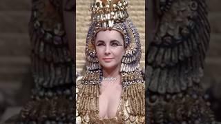 she did her own makeup in Cleopatra!  #oldhollywoodstars #cleopatra #fashion