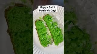 So delicious! #cake #saintpatricksday #yummyfood #greencake #surpriseinside # #familyfun