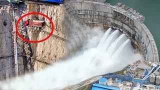 The world’s largest hydropower station | The most amazing Chinese infrastructure