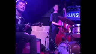 ‘Hollywood’ solo, Tom Ollendorff Trio live in Paris