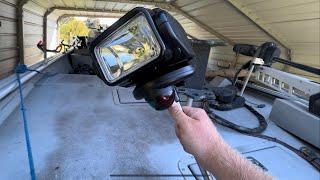 GoBee GoLight PRODUCT REVIEW…right out of the box! #fishing #river #catfish #review #boating