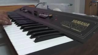 YAMAHA SK10 Vintage synth By Piano ok