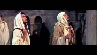 Jesus (Max Von Sydow) raises Lazarus from the dead