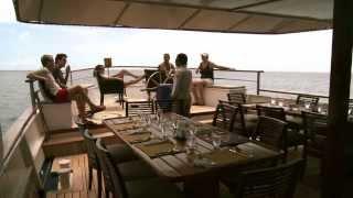 Quasar Expeditions: M/Y Grace Royal Honeymoon Yacht