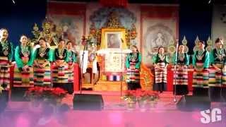 Tibetan Song Namsa Marpo by Ontario Tibetan Women Association