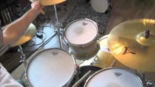 5 Simple Rock Drum Fills for the Beginning Drummer - Easy Drum Lesson - How to Play Drums