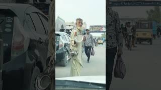 Life is not easy to Everyone |#shorts,#viral,#humanity,#helping,emotional,#hussainmansuri777