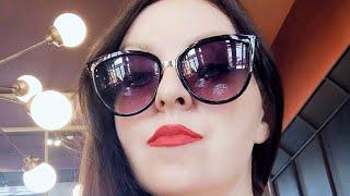 Алина Витухновская: «Пакеты в пакетах», стихи на злобу дня (читает автор)
