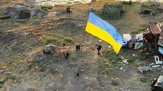 Ukraine hisst Nationalflagge auf symbolträchtiger Schlangeninsel | AFP