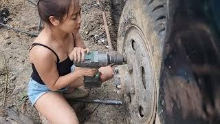 Genius girl restores and repairs car tires