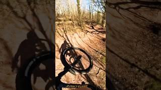 ‘Rabbit Run’ into ‘G-Force’ flow tracks at Dirt Farm #mtb #mountainbike #bikepark #mtblife #bike