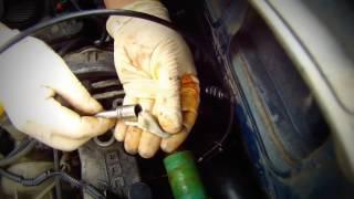 How to remove a Chrysler Voyager crd thermostat / Как снять термостат Chrysler Voyager crd