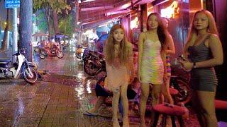 Ho Chi Minh City Nightlife 2023 (Walking Around Bar, Club, Red light Area)