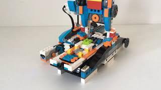 LEGO BOOST Auto Builder programmed with Python