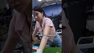 Honest Thai Lady Receives my Small Tip 