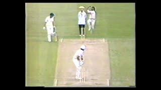 ENGLAND v PAKISTAN 1st TEST MATCH DAY 1 OLD TRAFFORD JUNE 4 1987 TIM ROBINSON MOHSIN KAMAL GATTING