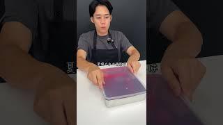 イチゴ味のガリガリ君 #氷を食べる