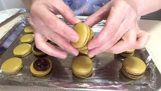 ONE EGG! 24 pieces 12 pairs No need to dry Macarons Just filling chocolate so easy