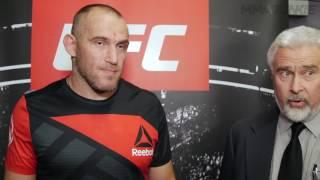 Aleksei Oleinik explains how he got the UFC's first Ezekiel choke