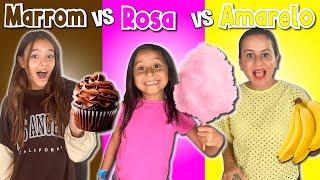 COMENDO Só Uma COR DE COMIDA POR UM DIA INTEIRO!! Comida Amarela VS Rosa VS Marrom! @mundodavivioficial