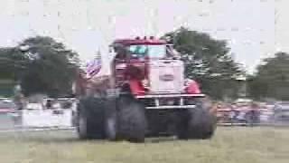 Big Pete - Monster Truck - Crushing Caravans