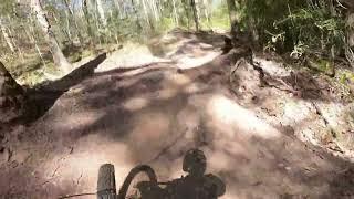 Wallaby Trail. Jinker track #youtuber #shredlikeagirl #mtblover #emtb #cubestereoebike #shredhermtb