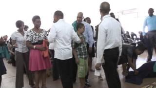 Apostle Ronnie Matras Demonstrate the Power of God through  a Pole Glory Ministries Potchefstroom