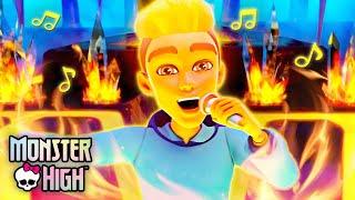 Light It Up ft. Heath!  (Official Music Video) | Monster High